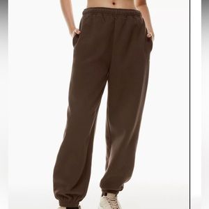 TNA Cozy Fleece Mega Fit Sweatpants